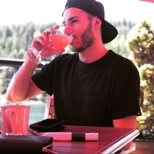 Meet your Posher, Michael